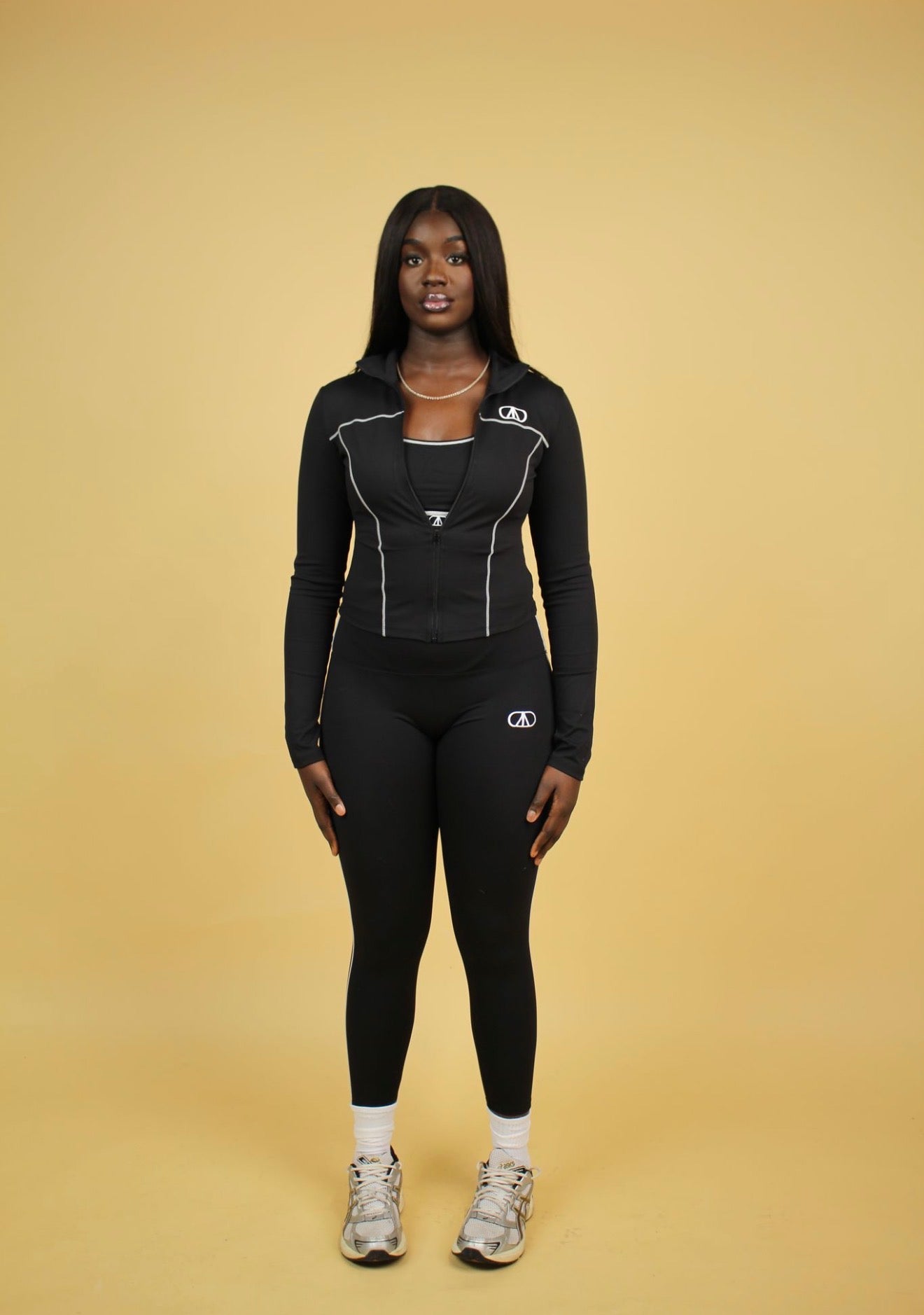 oda women's onyx set