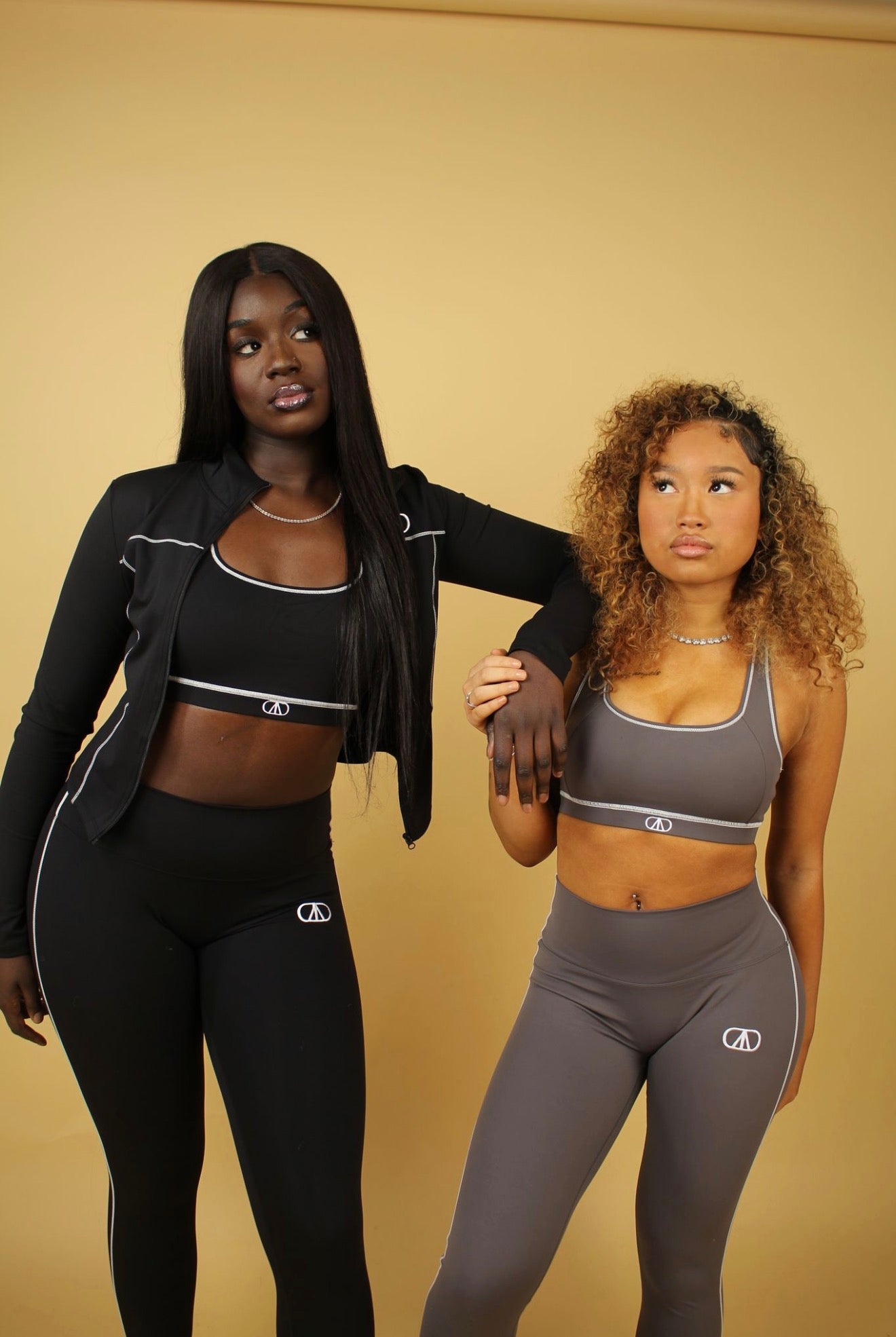 oda women's onyx sports bra