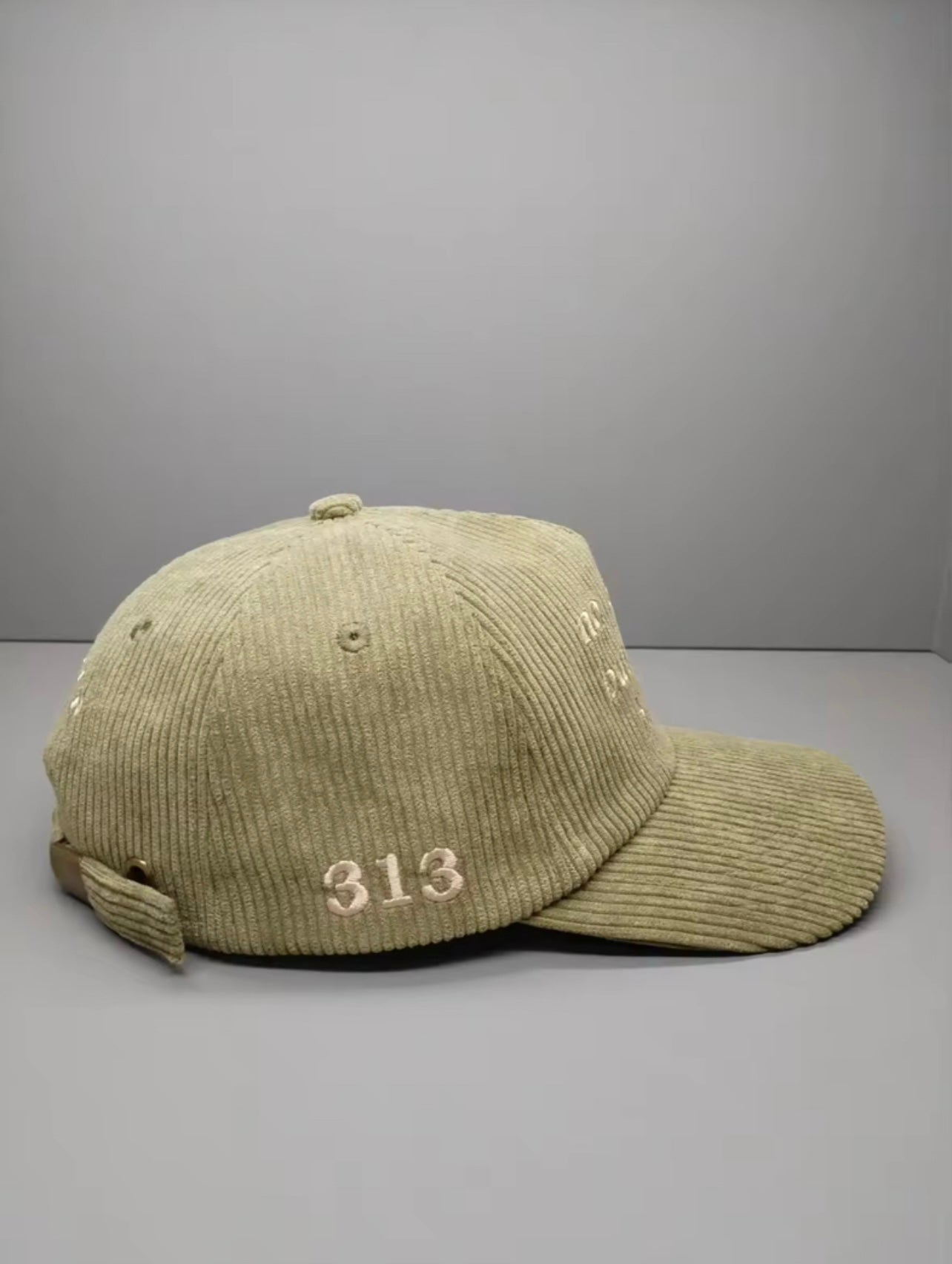 olive oda blessed hat