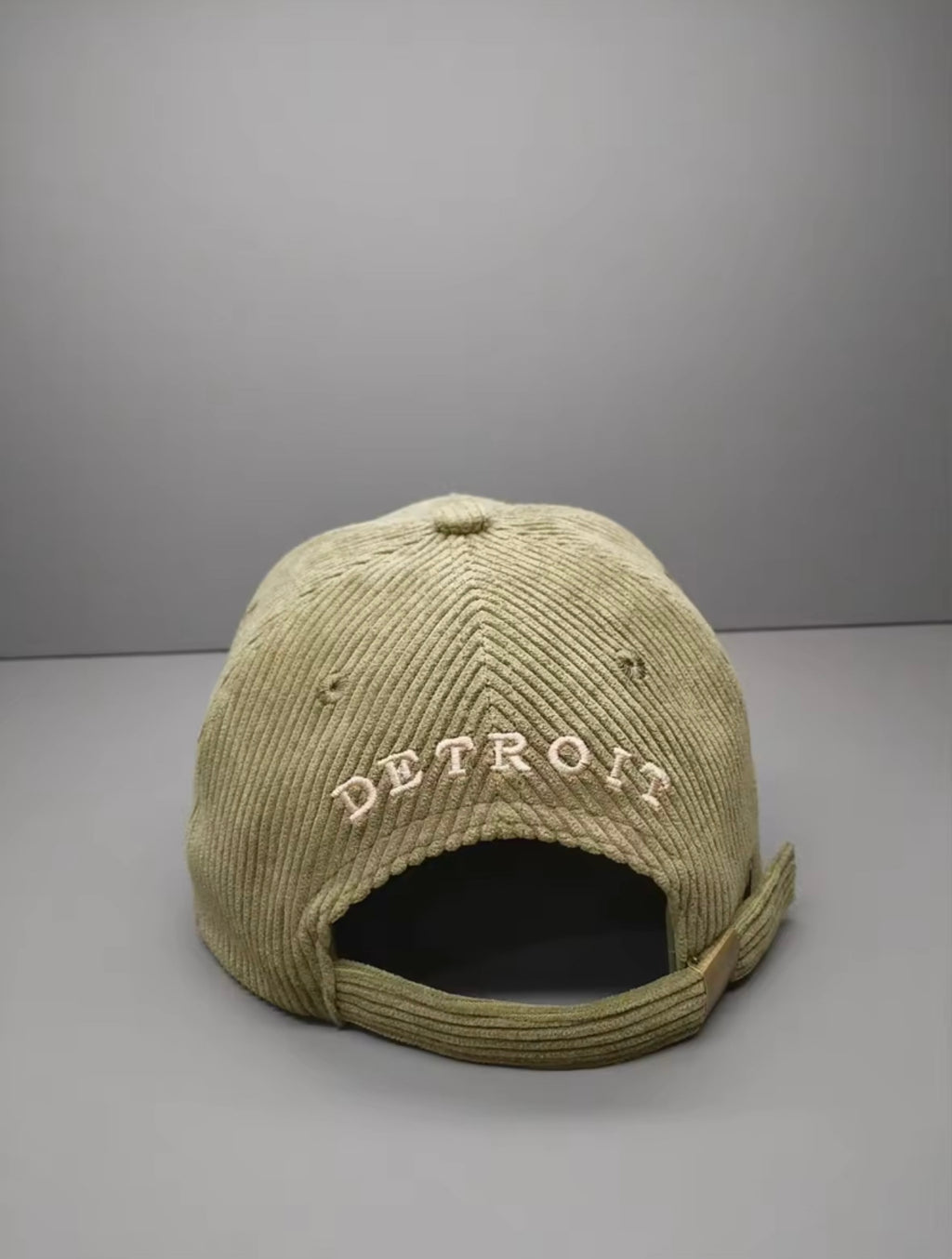 olive oda blessed hat