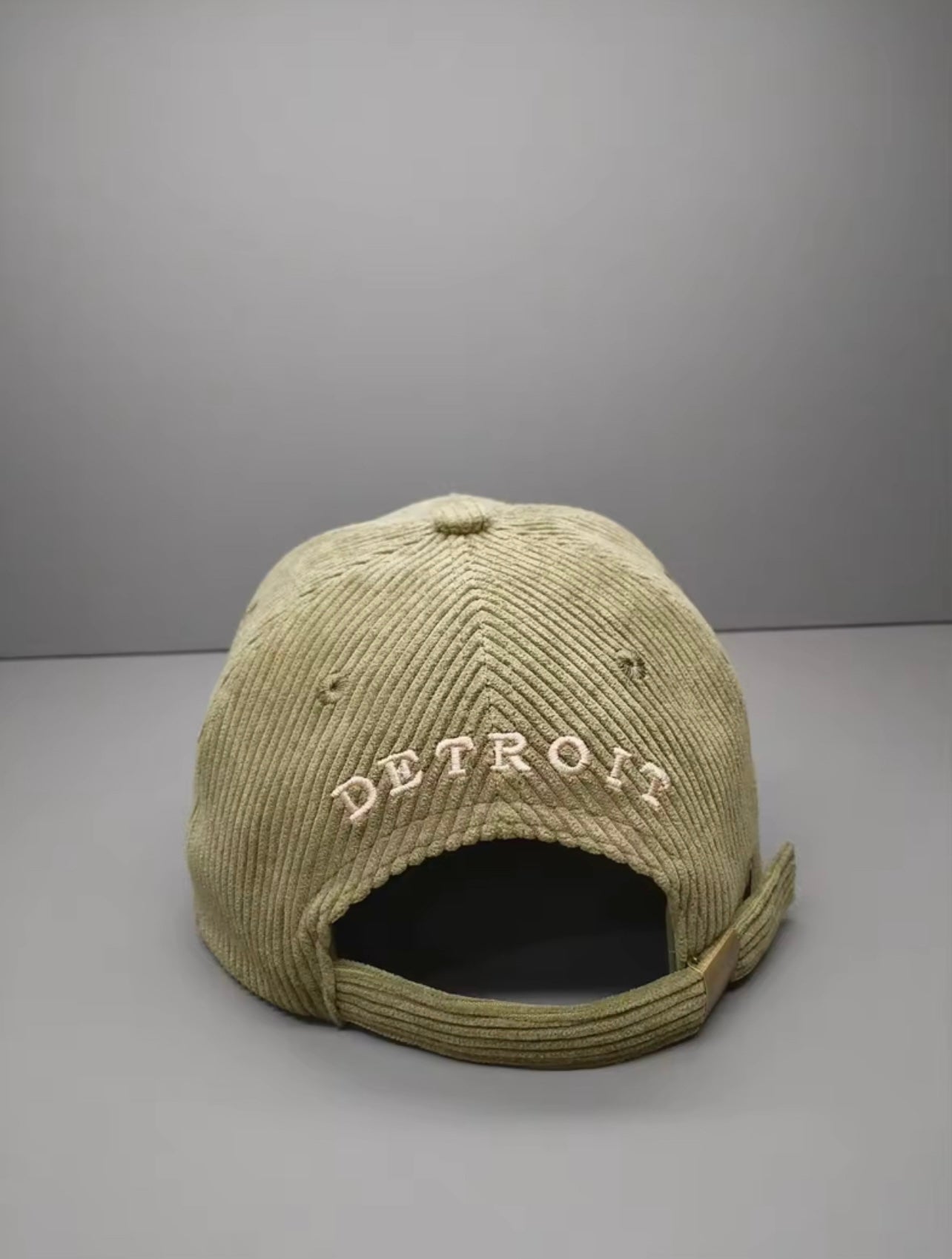 olive oda blessed hat