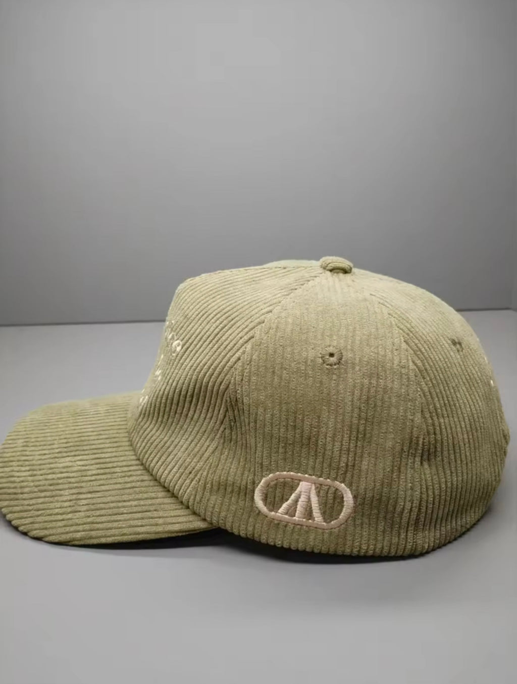 olive oda blessed hat