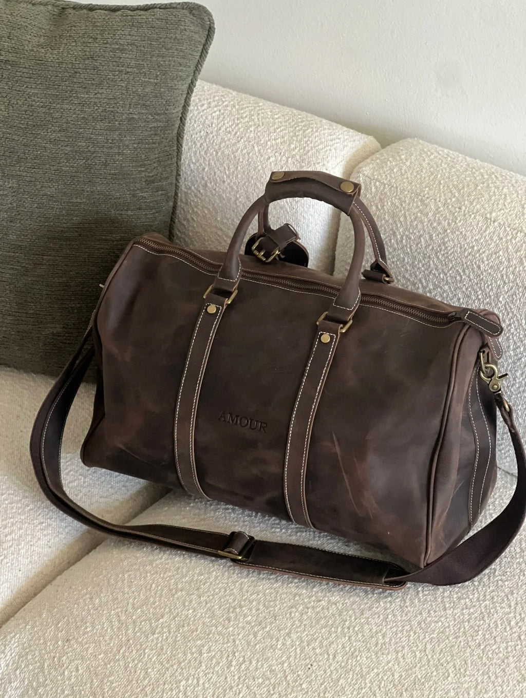 amour leather weekend bag